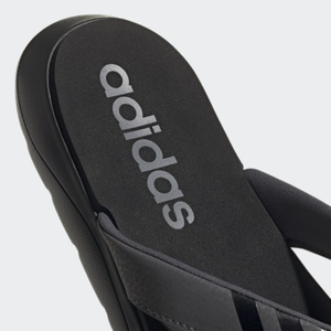 Adidas-férfi-sürke-feketre-comfort-papucs-FY8654