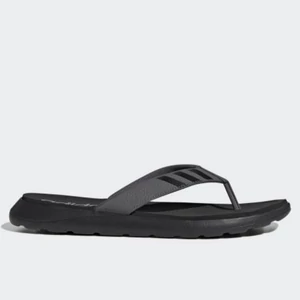 Adidas-férfi-sürke-feketre-comfort-papucs-FY8654