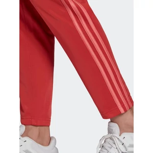 Adidas-női-piros-cipzáros-melegítő-GM5581
