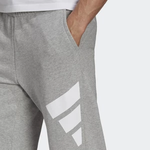 Adidas-férfi-szürke-pamut-szabadidő-nadrág-GQ6214