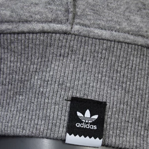 Adidas férfi szürke színű kapucnis pulóver-S23502