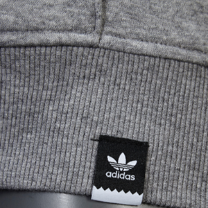 Adidas férfi szürke színű kapucnis pulóver-S23502