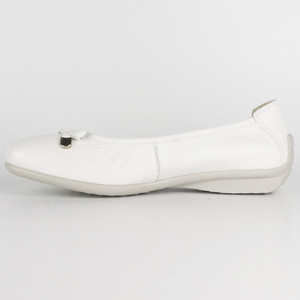 Caprice-női-fehér-bőr-balerina-cipő-9-22157-26